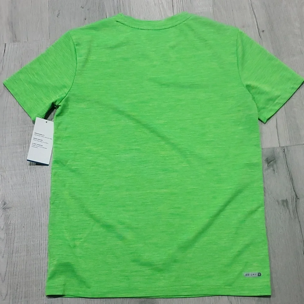 Old Navy Green T-shirt size 10 12 NWT